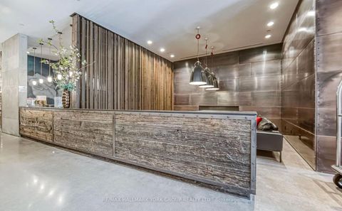 Photo 10 at 904 - 5 St Joseph Street, Bay Street Corridor, Toronto