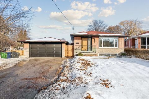 Photo 1 at 77 Peace Drive, Woburn, Toronto