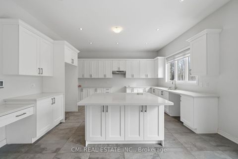 Photo 11 at 1659 Emberton Way, Rural Innisfil, Innisfil