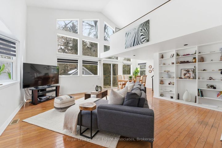 Photo 20 at 708 Montbeck Crescent, Lakeview, Mississauga