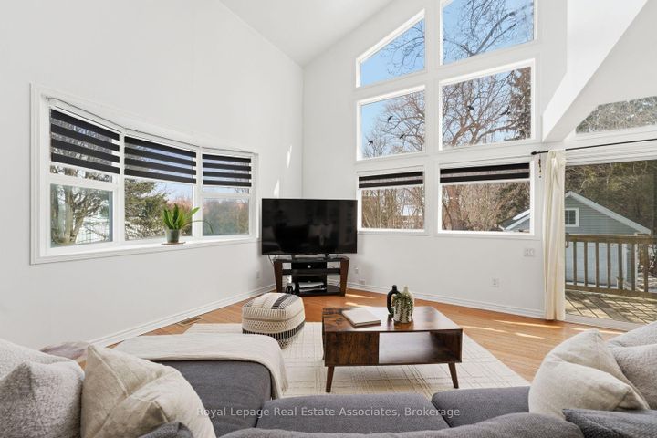 Photo 22 at 708 Montbeck Crescent, Lakeview, Mississauga