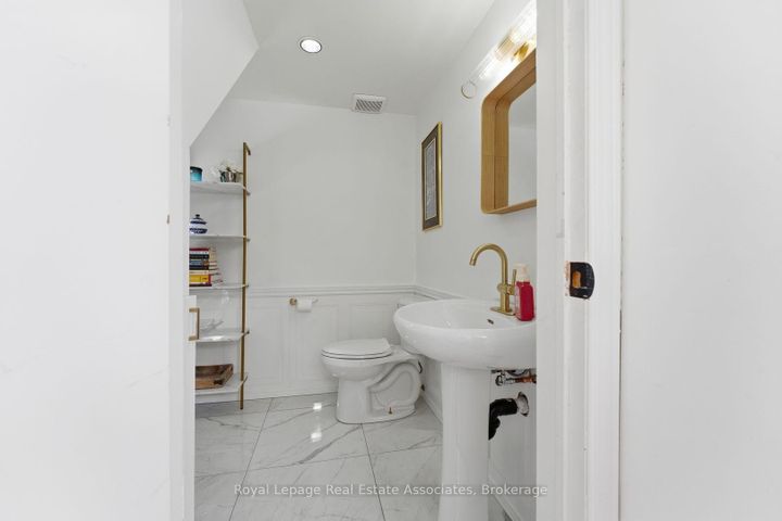 Photo 27 at 708 Montbeck Crescent, Lakeview, Mississauga