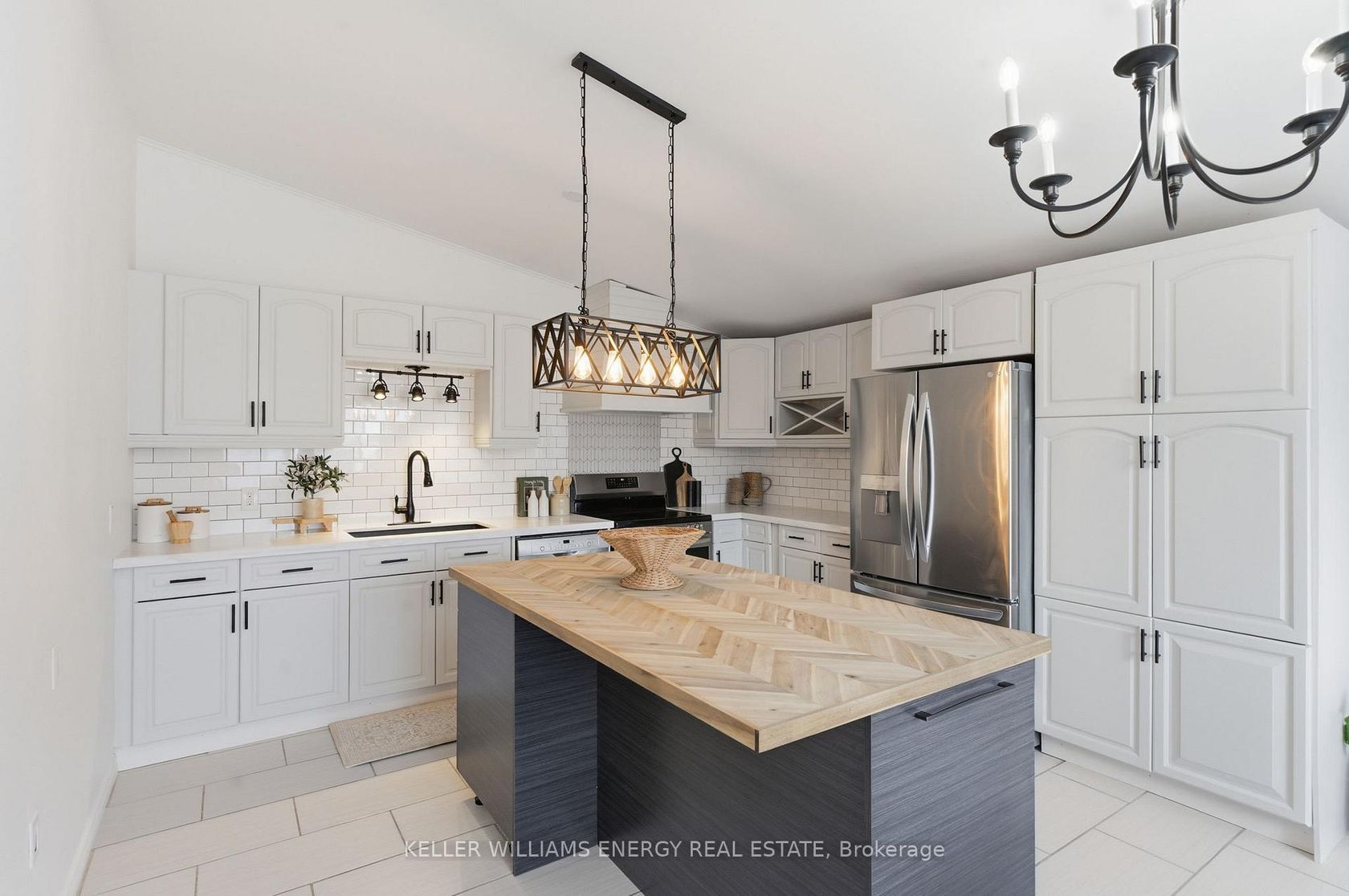 26 Wellington Street, Port Hope by Loree Meneguzzi Real Estate 26 Wellington Street, Port Hope