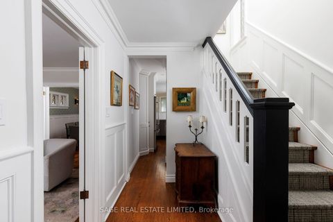 Photo 1 at 35 Grenview Boulevard N, Kingsway South, Toronto