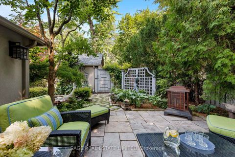 Photo 19 at 35 Grenview Boulevard N, Kingsway South, Toronto