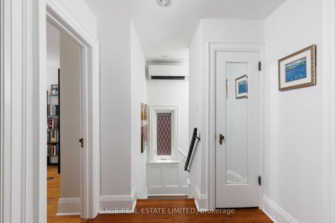 Photo 31 at 35 Grenview Boulevard N, Kingsway South, Toronto