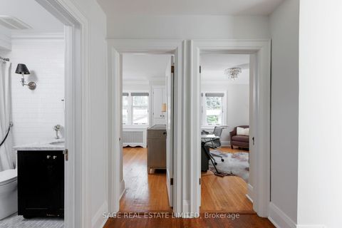 Photo 35 at 35 Grenview Boulevard N, Kingsway South, Toronto