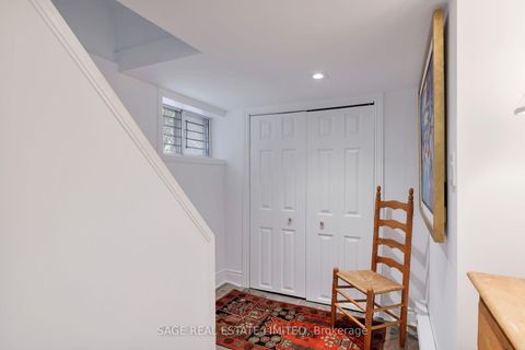 Photo 44 at 35 Grenview Boulevard N, Kingsway South, Toronto