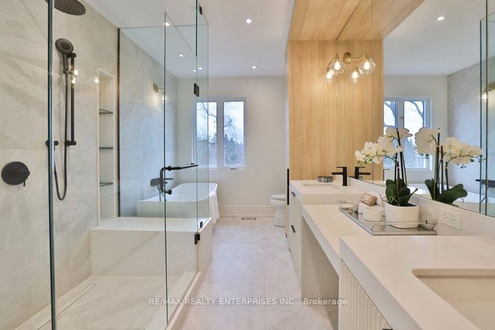 Photo 19 at 202 Queen Street W, Port Credit, Mississauga