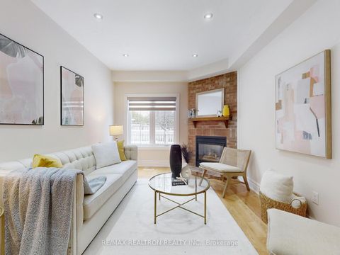 Photo 10 at 342 Brookside Road, Westbrook, Richmond Hill