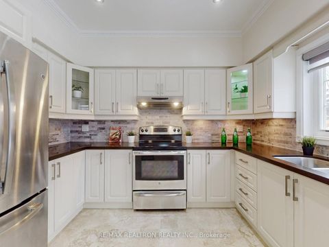 Photo 13 at 342 Brookside Road, Westbrook, Richmond Hill