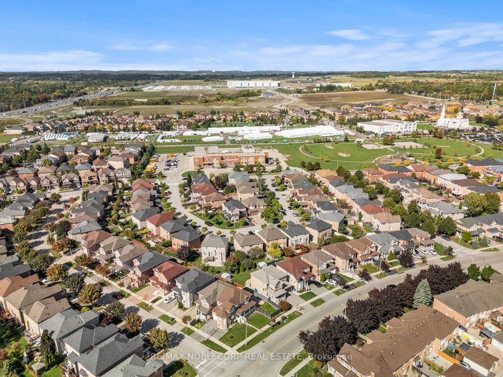 Photo 49 at 27 Treasure Road, Vellore Village, Vaughan