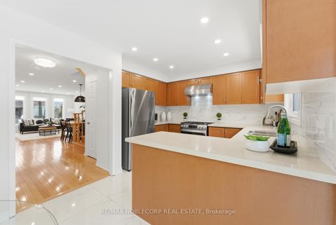 Photo 20 at 27 Treasure Road, Vellore Village, Vaughan