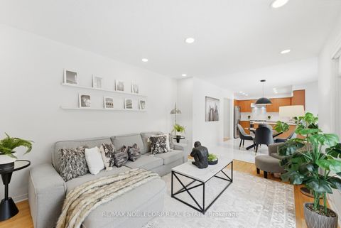 Photo 24 at 27 Treasure Road, Vellore Village, Vaughan