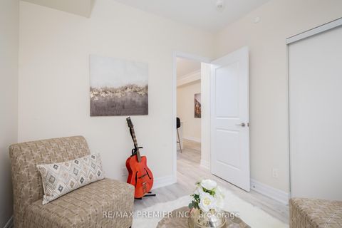 Photo 25 at 909 - 9085 Jane Street, Concord, Vaughan