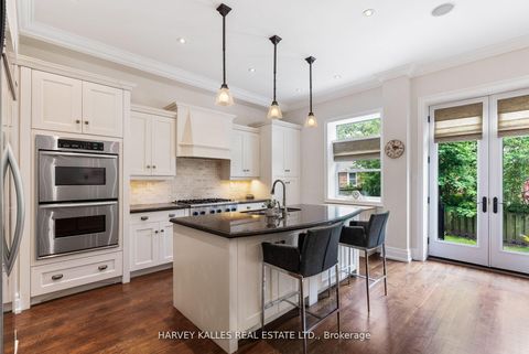 Photo 9 at 12 Reid Manor, Queensway, Toronto