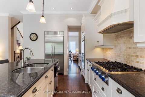 Photo 12 at 12 Reid Manor, Queensway, Toronto