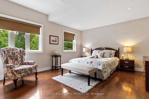 Photo 18 at 12 Reid Manor, Queensway, Toronto