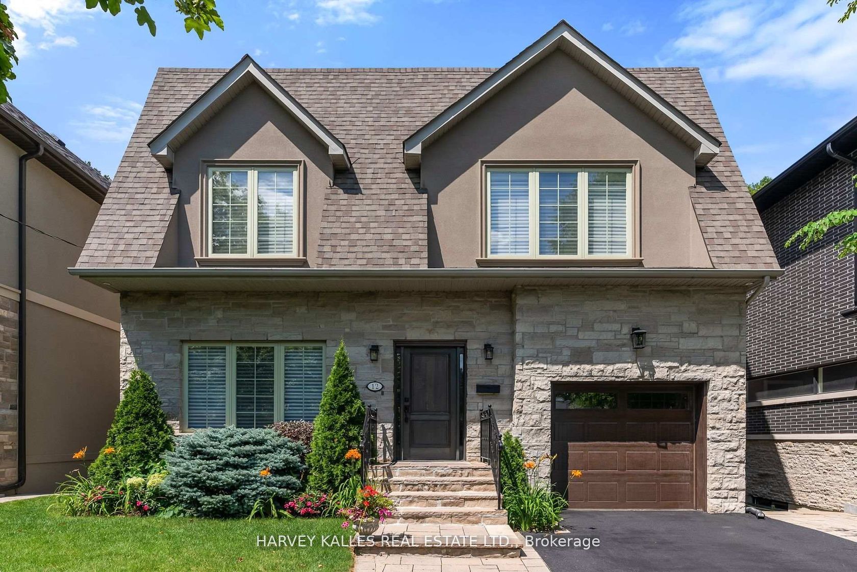 12 Reid Manor, Queensway, Toronto 