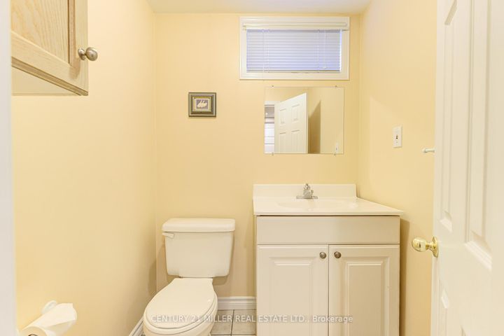 Photo 38 at 614 Leatherleaf Drive, Hurontario, Mississauga