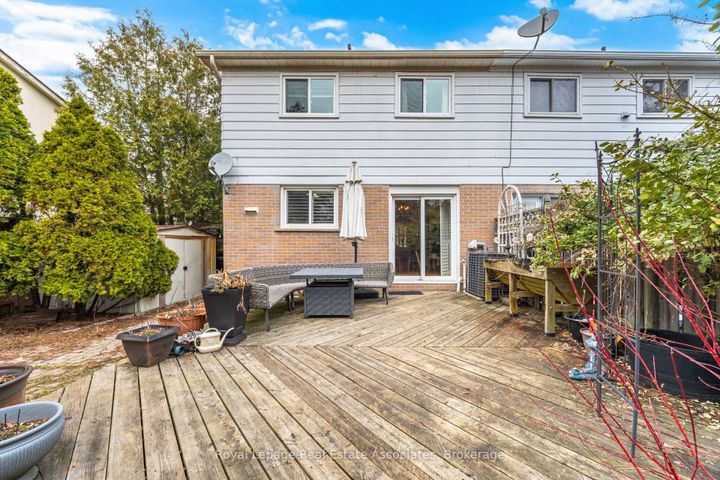 Photo 32 at 3368 Mainsail Crescent, Erin Mills, Mississauga