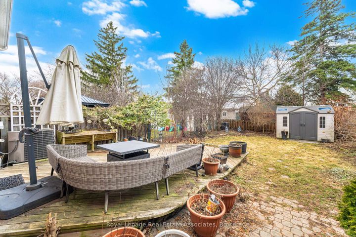 Photo 33 at 3368 Mainsail Crescent, Erin Mills, Mississauga