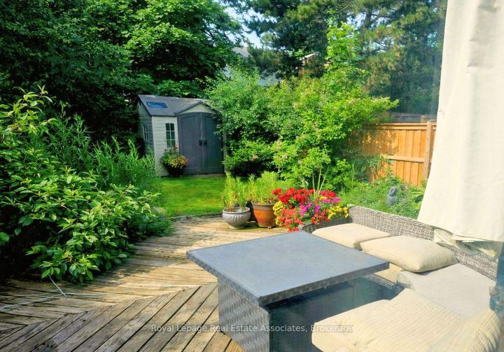 Photo 35 at 3368 Mainsail Crescent, Erin Mills, Mississauga