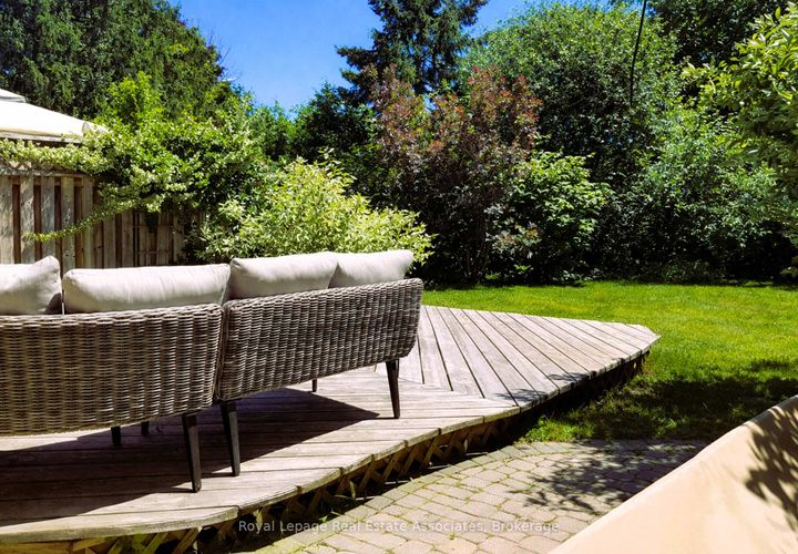 Photo 36 at 3368 Mainsail Crescent, Erin Mills, Mississauga