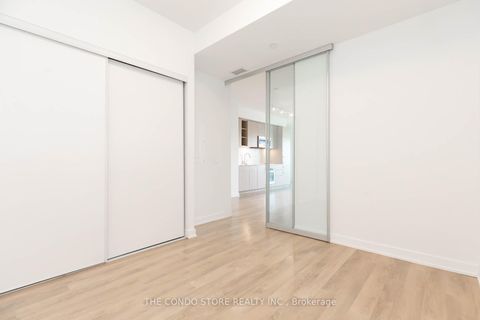 Photo 15 at 707 - 50 Ordnance Street, Niagara, Toronto