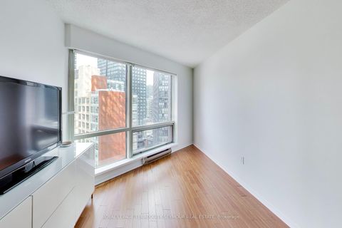 Photo 4 at 1407 - 1001 Bay Street, Bay Street Corridor, Toronto