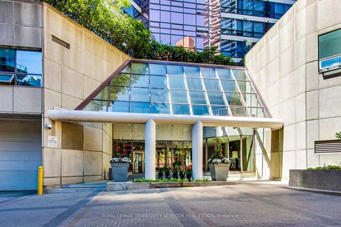 Photo 33 at 1407 - 1001 Bay Street, Bay Street Corridor, Toronto