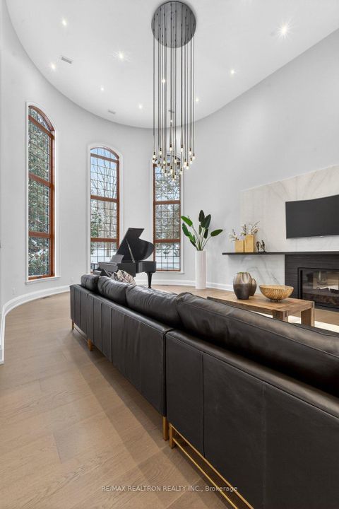 Photo 12 at 14705 Jane Street, Rural King, King