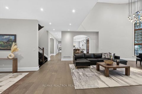 Photo 19 at 14705 Jane Street, Rural King, King