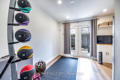 Photo 27 at 77 - 77 Parklane Circle, Bowmanville, Clarington