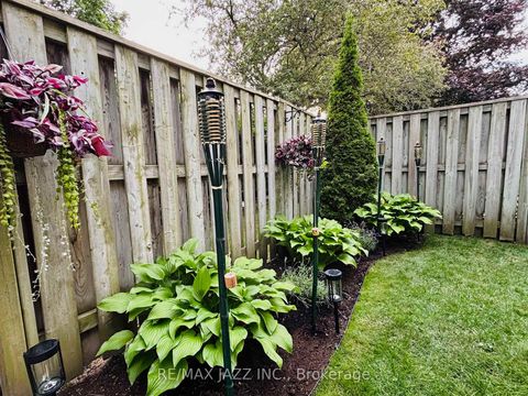 Photo 37 at 77 - 77 Parklane Circle, Bowmanville, Clarington