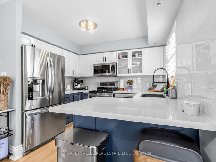 Photo 5 at 420 - 34 Western Battery Road, Niagara, Toronto