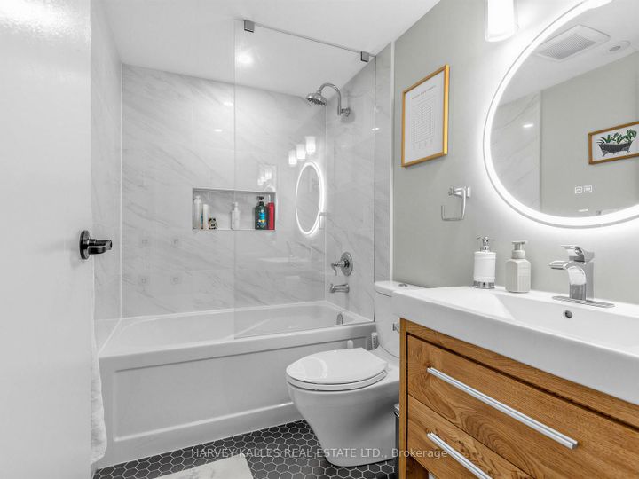 Photo 19 at 420 - 34 Western Battery Road, Niagara, Toronto