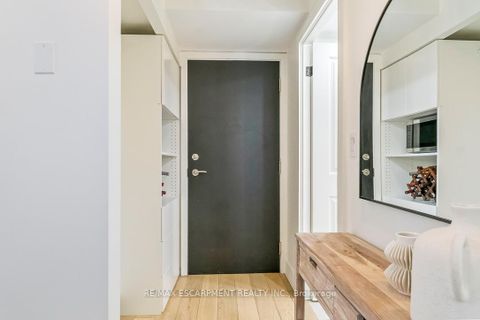 Photo 8 at 501 - 80 ESTHER LORRIE Drive, Clairville, Toronto