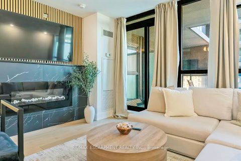 Photo 20 at 501 - 80 ESTHER LORRIE Drive, Clairville, Toronto