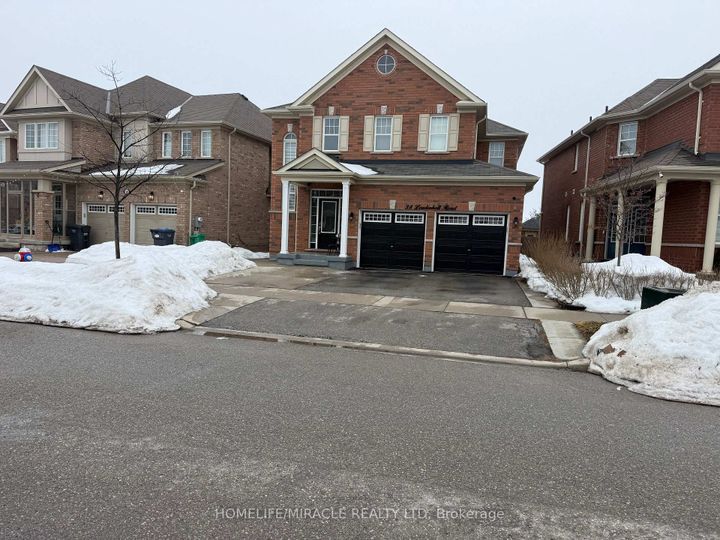 Photo 2 at 38 Leadenhall Road, Northwest Brampton, Brampton