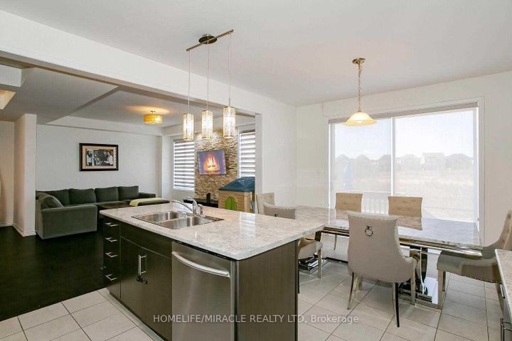 Photo 14 at 38 Leadenhall Road, Northwest Brampton, Brampton