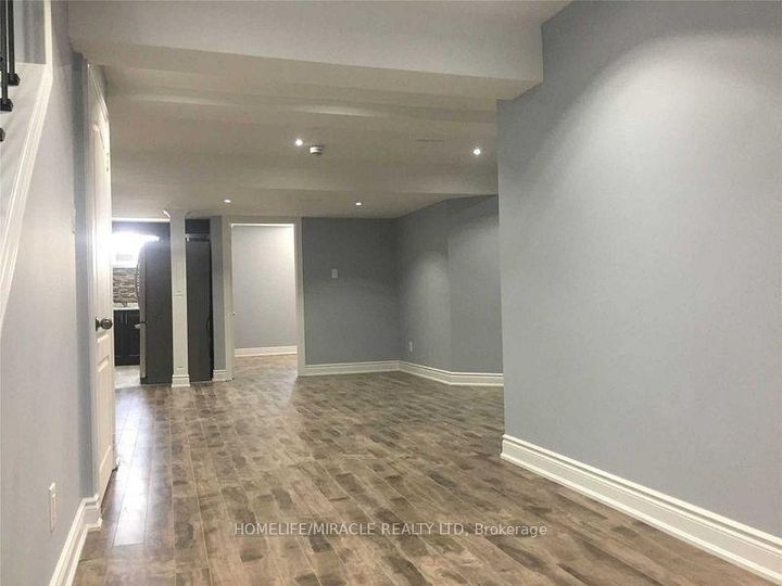 Photo 27 at 38 Leadenhall Road, Northwest Brampton, Brampton