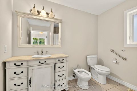 Photo 19 at 29 Oakley Park Square, Wellington, Barrie