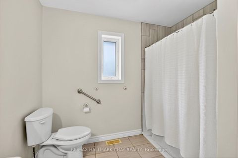 Photo 20 at 29 Oakley Park Square, Wellington, Barrie