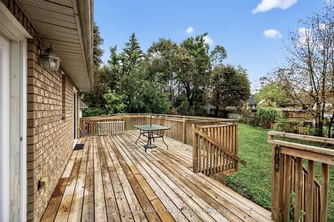 Photo 28 at 29 Oakley Park Square, Wellington, Barrie