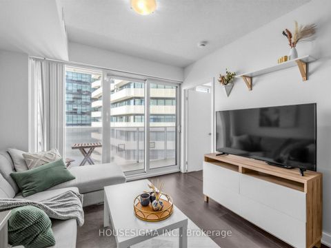 Photo 12 at 4001 - 88 Harbour Street, Waterfront Communities C1, Toronto