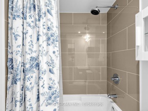 Photo 19 at 4001 - 88 Harbour Street, Waterfront Communities C1, Toronto