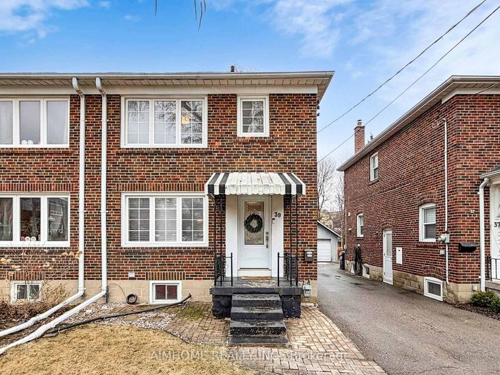 Photo 1 at 39 Brentcliffe Road, Leaside, Toronto