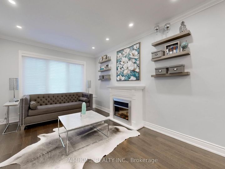 Photo 4 at 39 Brentcliffe Road, Leaside, Toronto