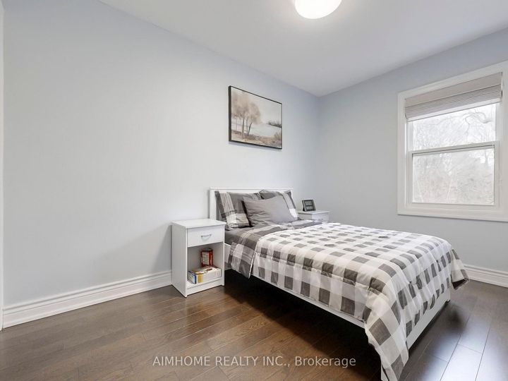 Photo 21 at 39 Brentcliffe Road, Leaside, Toronto